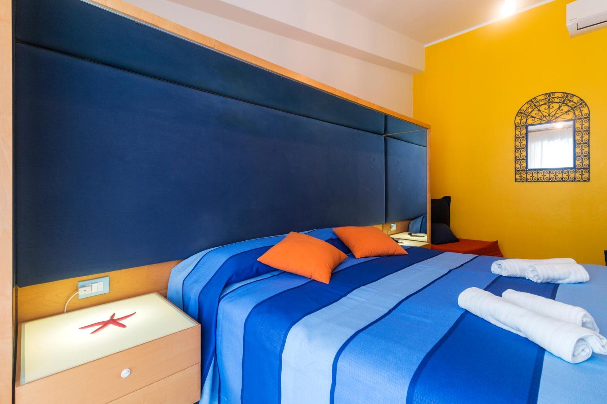 קאלה גונונה La Favorita Hotel מראה חיצוני תמונה
